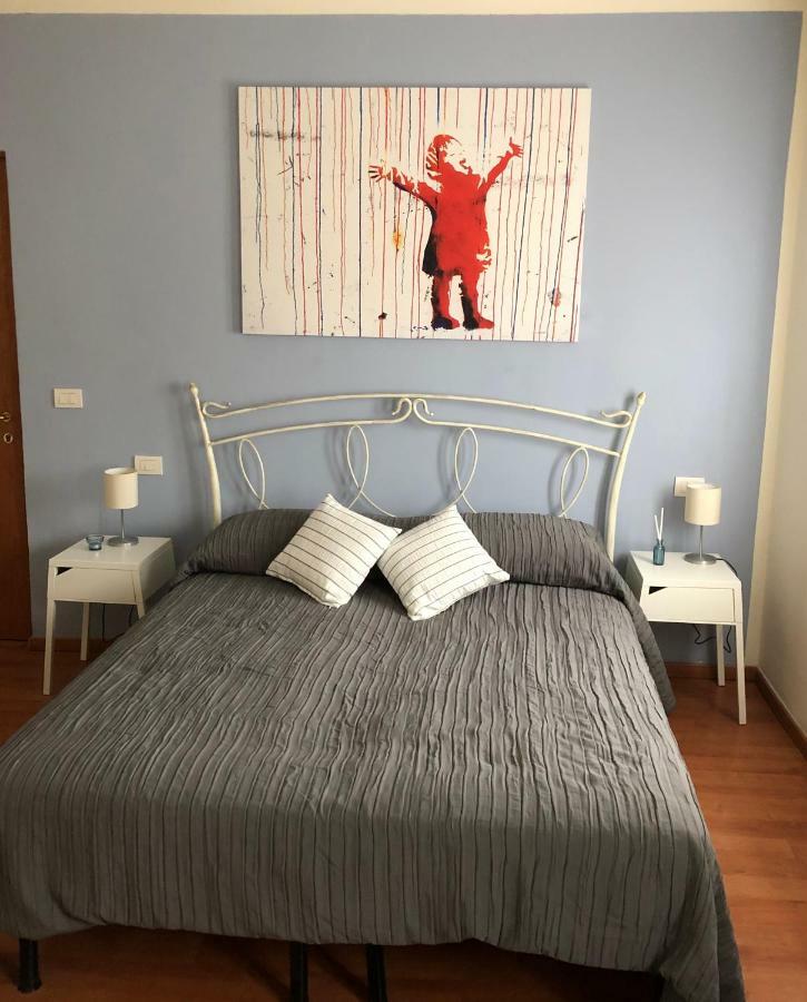Irides Rooms A Un Passo Dai Parchi Divertimento Lazise Extérieur photo